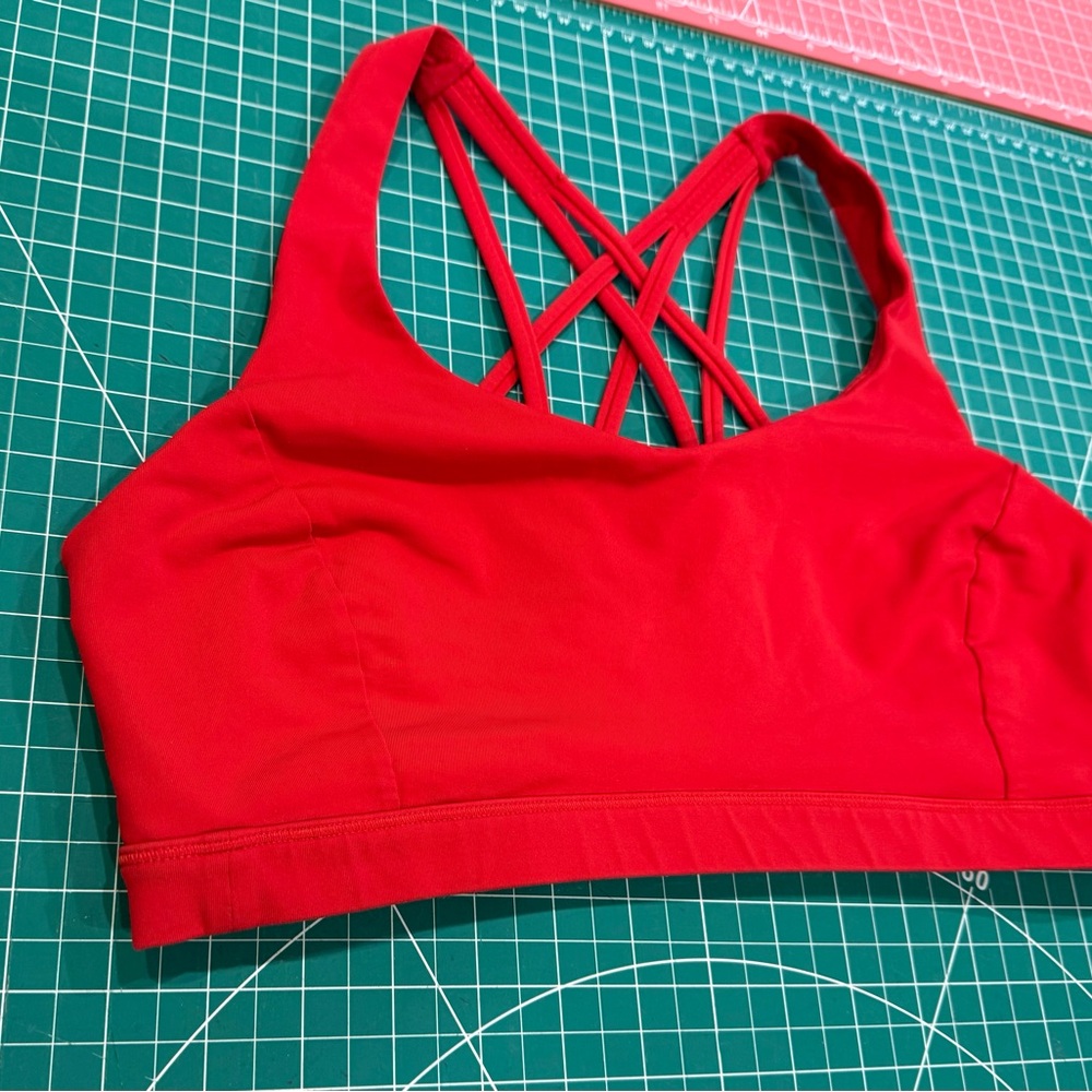 Lululemon Red Strappy Back Sports Bra | Size M | Medium Support Yoga - Picture 4 of 8